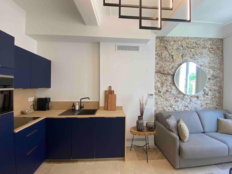 Au Coeur Du Viel Antibes - Cosy Appartement Buitenkant foto
