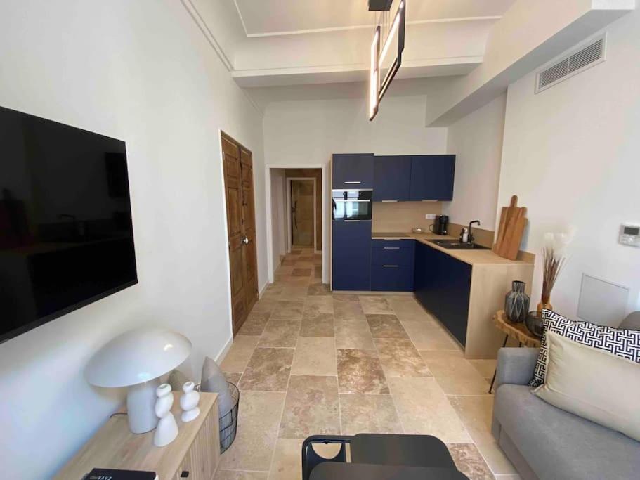 Au Coeur Du Viel Antibes - Cosy Appartement Buitenkant foto
