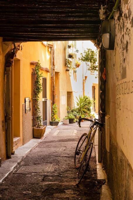 Au Coeur Du Viel Antibes - Cosy Appartement Buitenkant foto